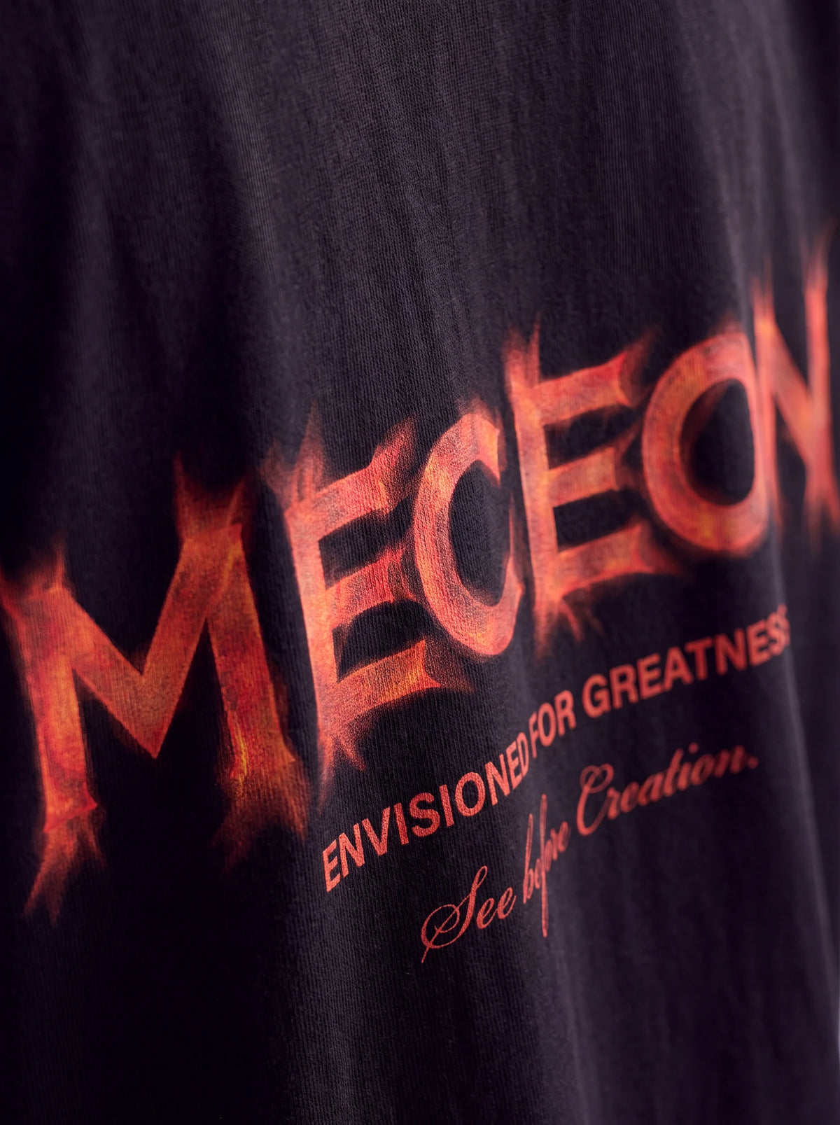 VI2ION  - Oversized T-Shirt